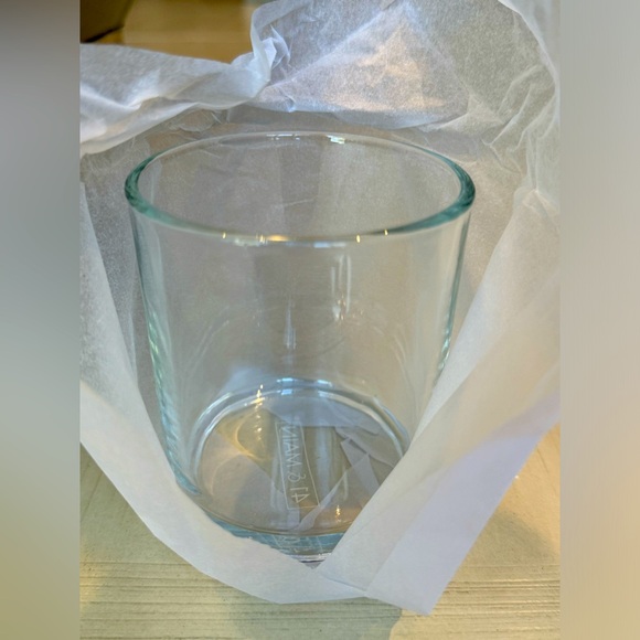 NIB- Set of 4 Whiskey Glasses by 41 & Main - Brand New in Box!! Perfect Gift 🎁 - Picture 6 of 7